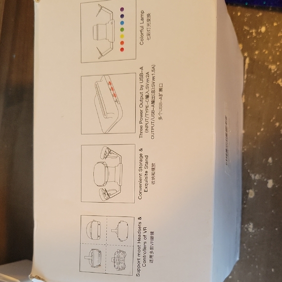 VR Device Display Stand with LED Lamp - Picture 4 of 4